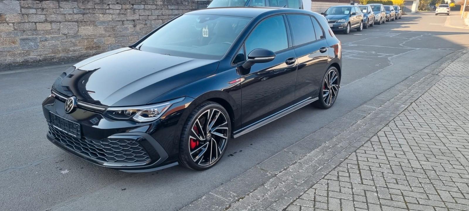 Volkswagen Golf VIII  GTI Black & Style 19" Kammera