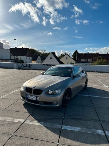 BMW E93 325i CABRIO VOLLFAHRBEREIT TÜV 08/25