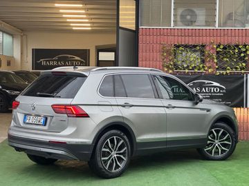 Volkswagen Tiguan - 4