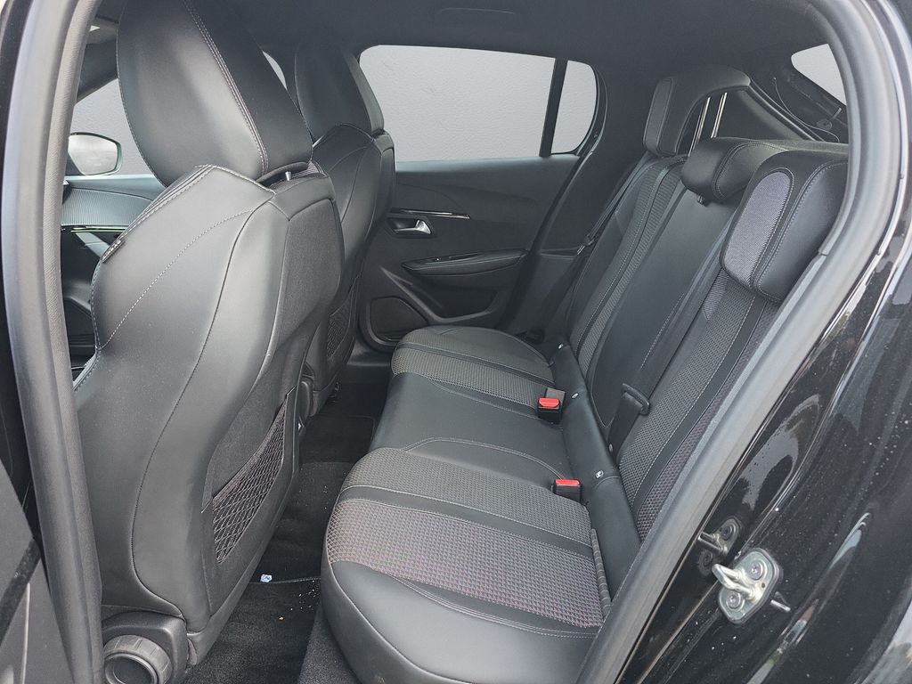 Peugeot 208 100% Elektro- GT-Kamera-Navi – Bild 12 von 16