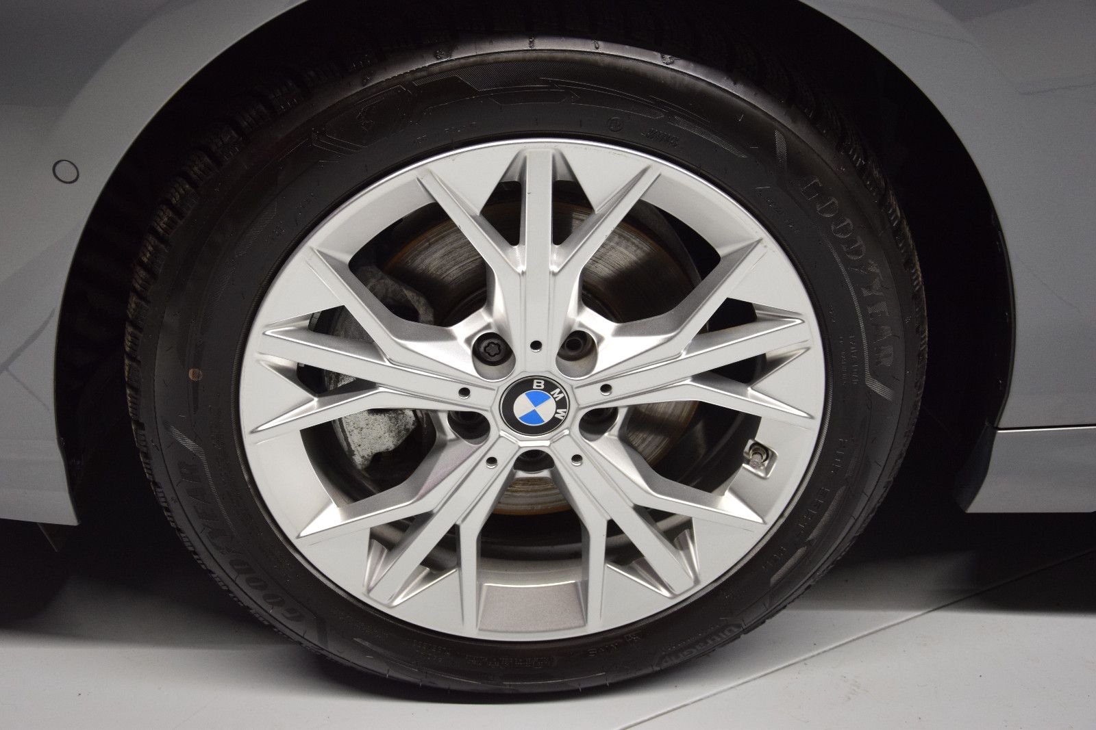 Fahrzeugabbildung BMW 120i M Sport Panorama Alcantara AHK Kamera DSC