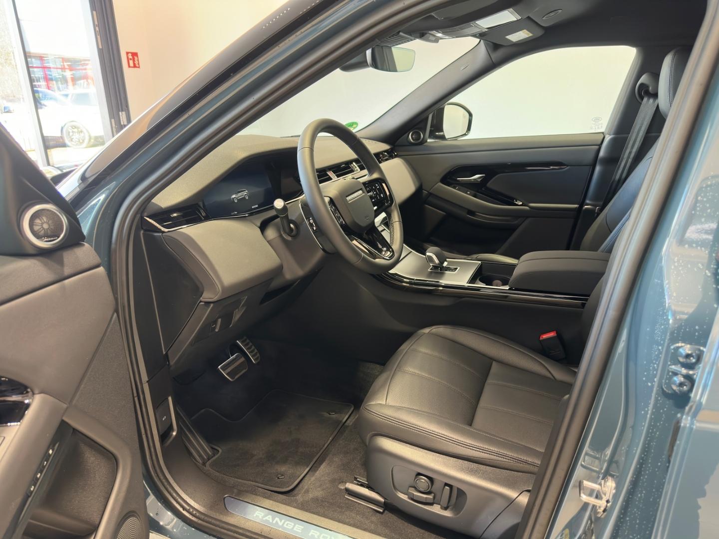 Land Rover Range Rover Evoque D200 DYNAMIC SE BLACK WKP 19'