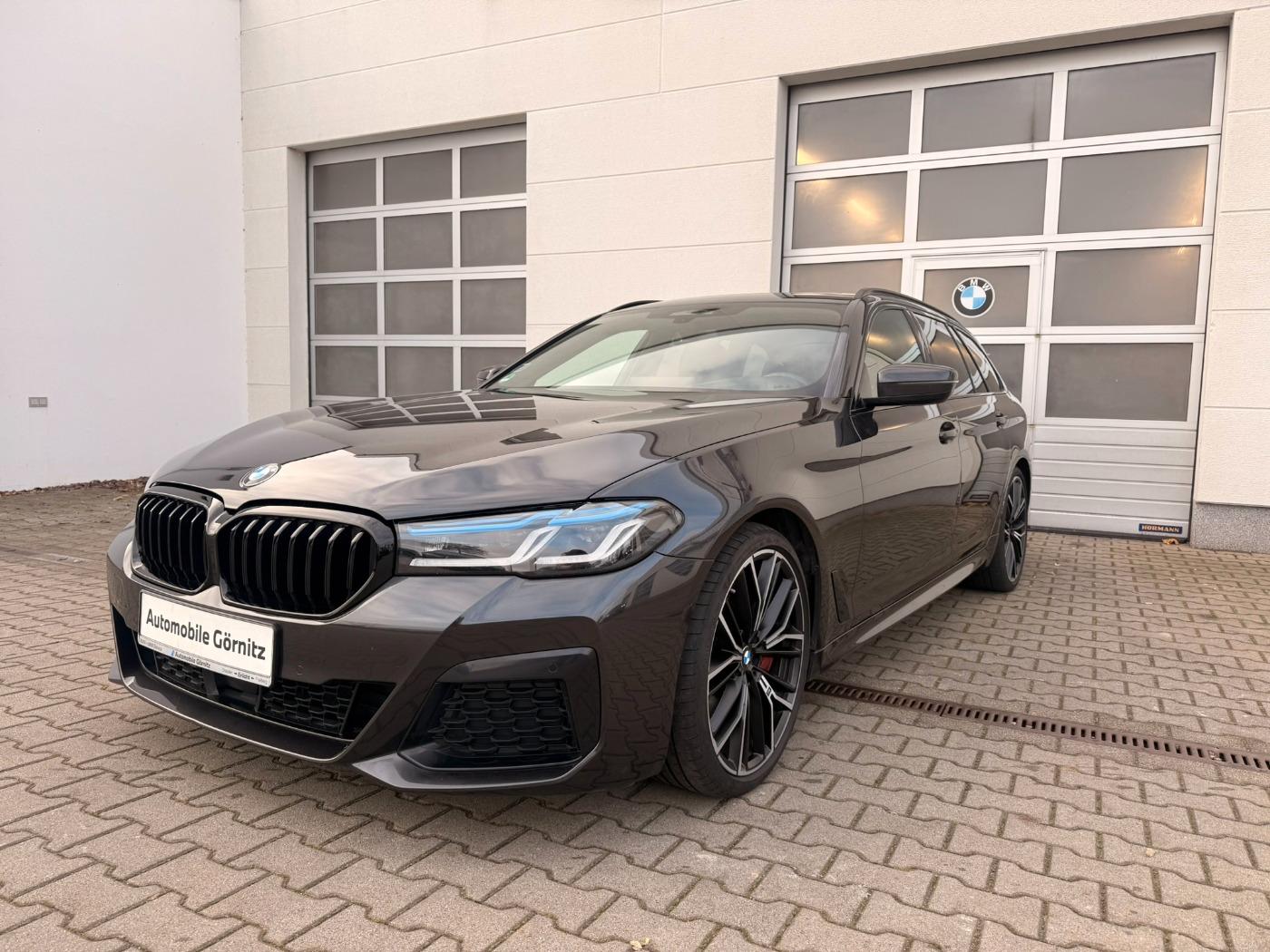 BMW 540 d xDrive Tou. M-SPORT PRO/KOMFOR/PANO/LASER