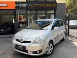 Toyota Corolla Verso 1.8 Sol/32TKM/2HAND/AHK/KLIMA - silberne Toyota Corolla Verso