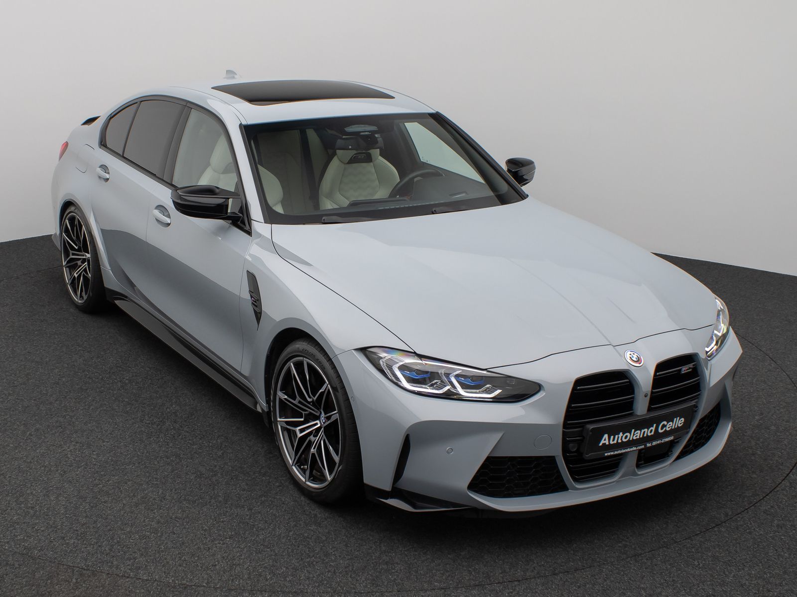 Fahrzeugabbildung BMW M3 Competition xD Glasdach Laser 360°HUD H/K DAB