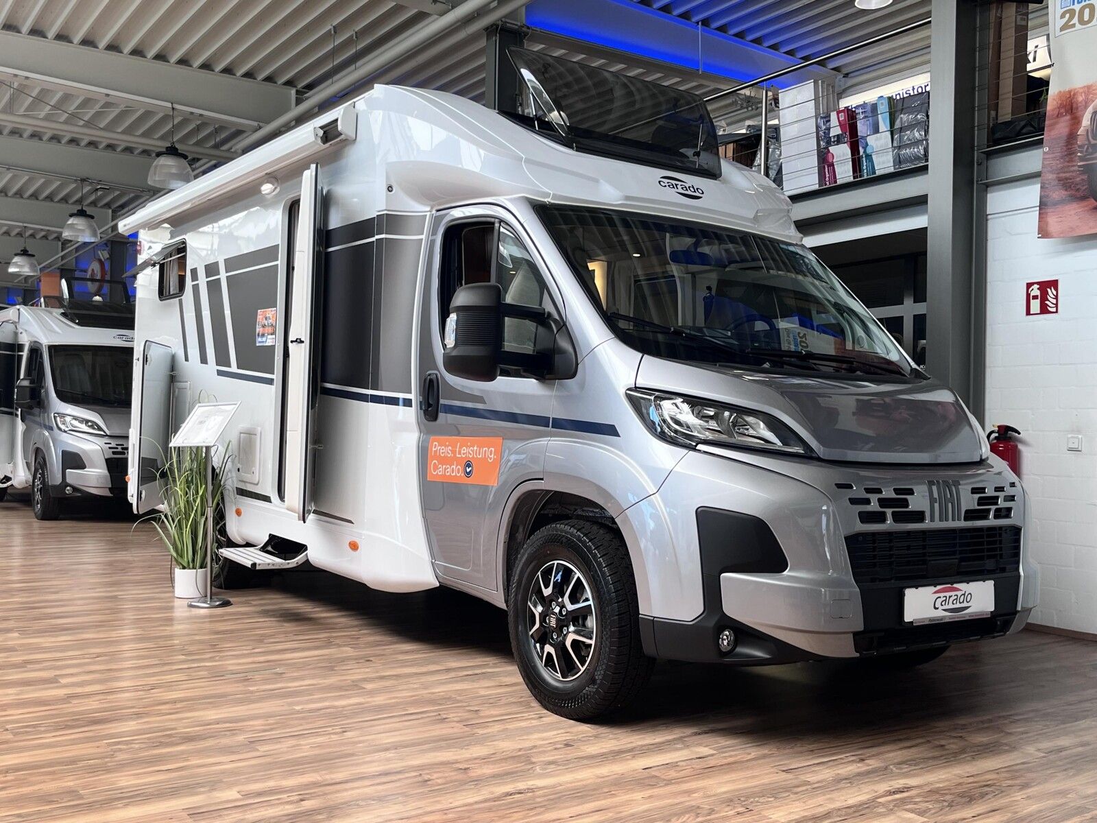 Fahrzeugabbildung Carado T 328 BIS ZU 13.000  SPAREN !!!