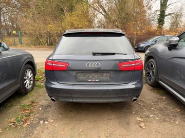 Audi A6 - 4