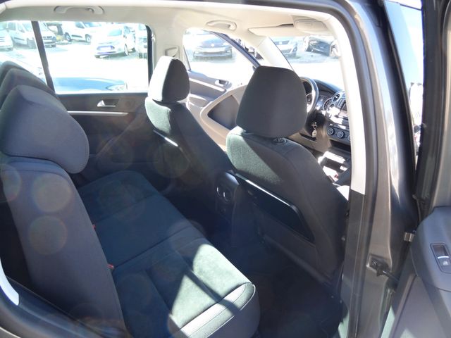 Fahrzeugabbildung Volkswagen Tiguan Sport & Style 4Motion/1.Hd/Kam/Navi/DSG/