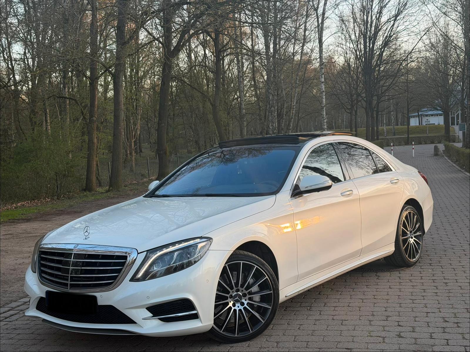 Mercedes-Benz S 350 S Limousine BlueTec / d 4Matic AMG Line