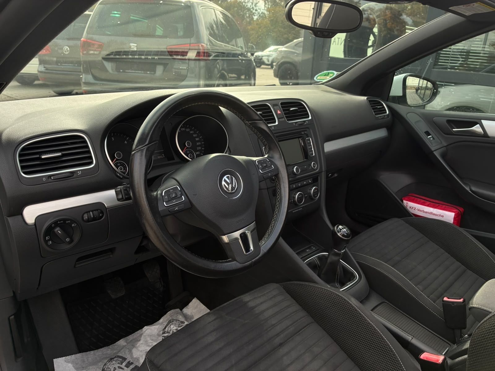 VW Golf Golf VI 1.6 TDI Cabrio Cup*Navi*Tempomat*PDC*, Ansicht 22