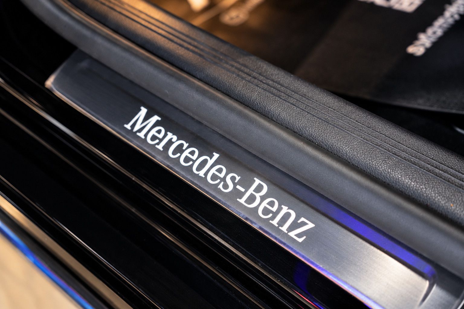 Fahrzeugabbildung Mercedes-Benz E E 220d*AMG*Ambiente*360°*Digital Light*Virtual