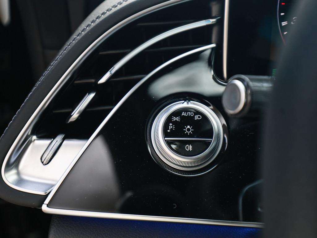 Mercedes-Benz E 53 AMG HYBRID T 4M+ NIGHT AHK ACC PANO HUD LED