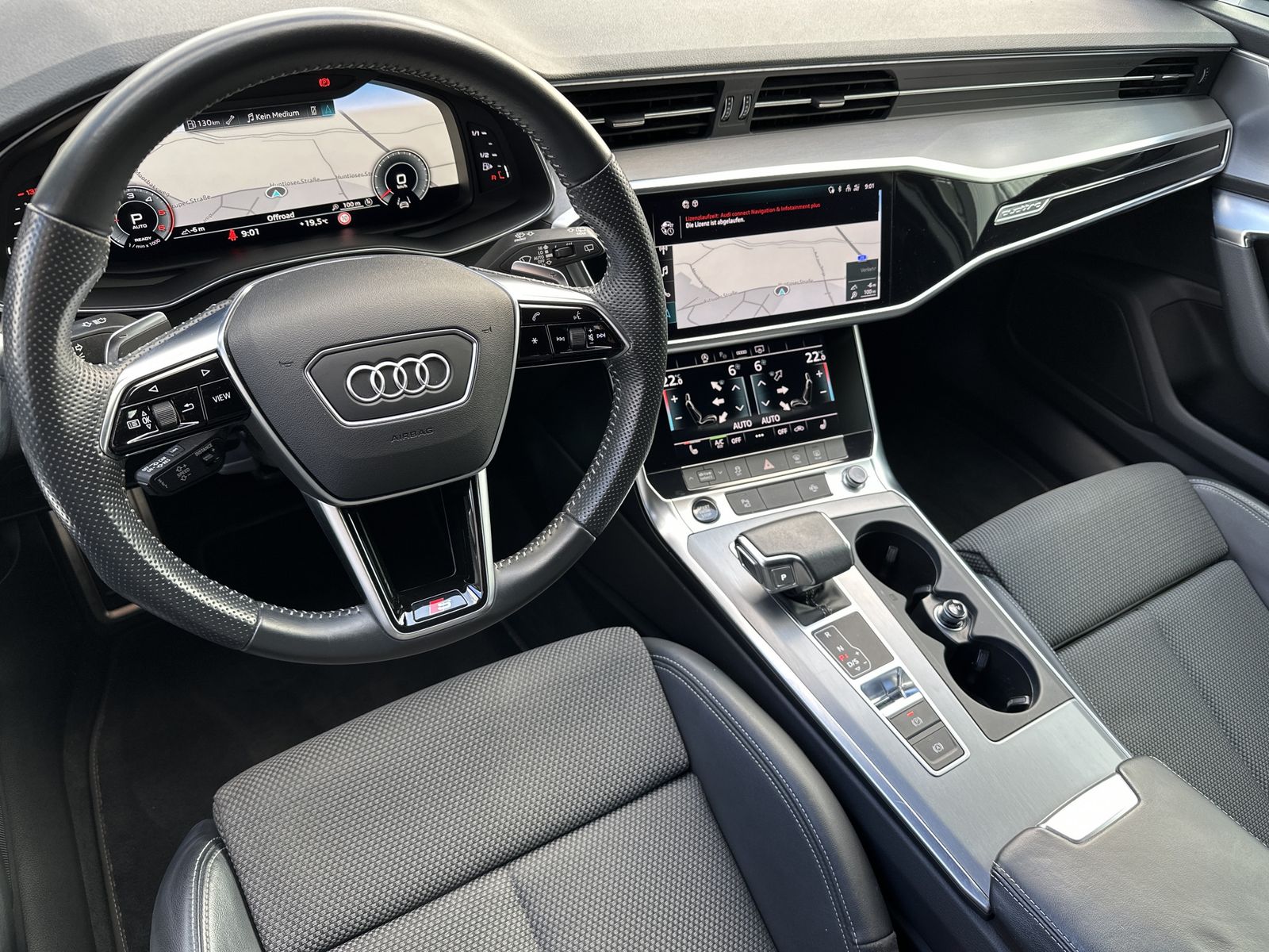 Fahrzeugabbildung Audi A6 Avant 40 TDI Quattro S-Line NAV+LED+AHK+ACC