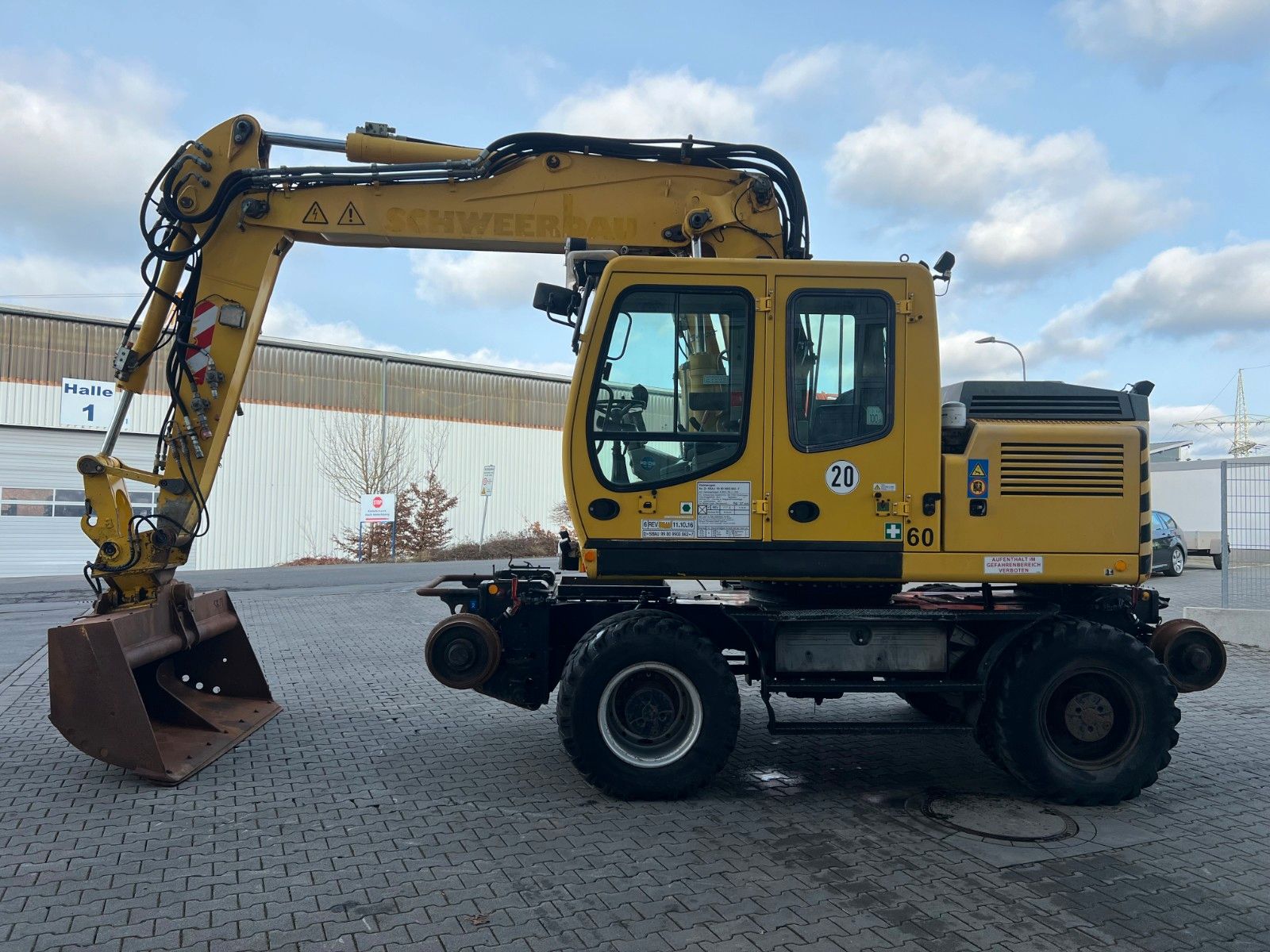Fahrzeugabbildung Liebherr A 900 C ZW Litronic / 18.866h / 2008
