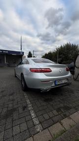 Mercedes-Benz E 200 Coupe*LED*BURM*PANO*LEDER*'KEYLESSGO* - Mercedes-Benz E 200 in Dortmund