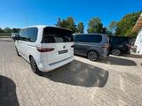 Volkswagen Multivan 2.0 TDI KÜ Sport Edition Head Up AHK - weiße Volkswagen T7 Multivan