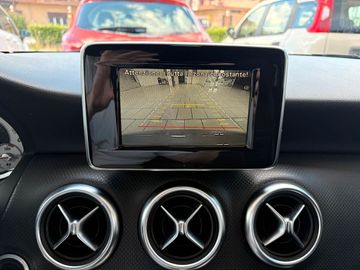 Mercedes A 180 - 12