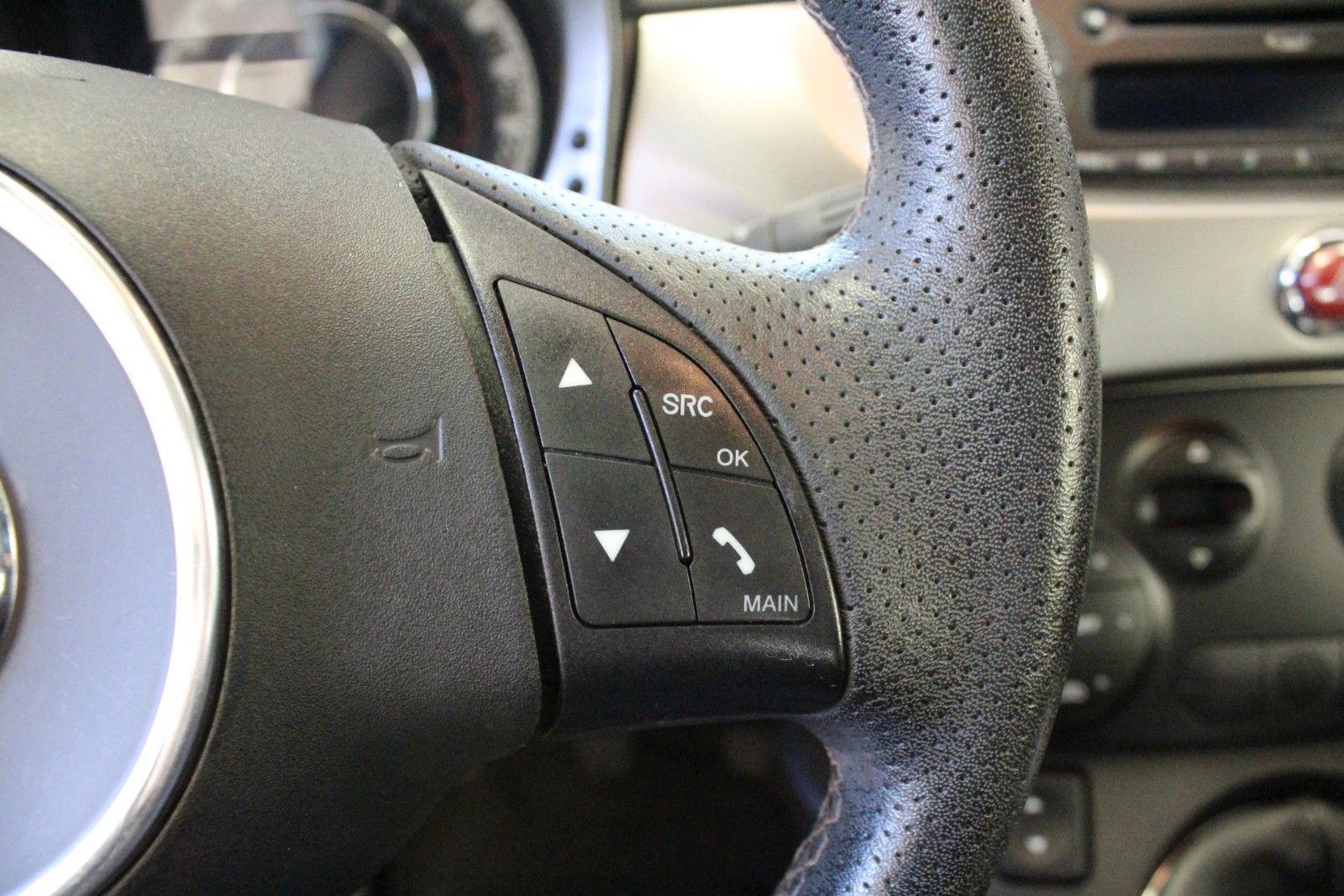 Fahrzeugabbildung Fiat 500 1.2 8V *Sonderedition by Diesel*