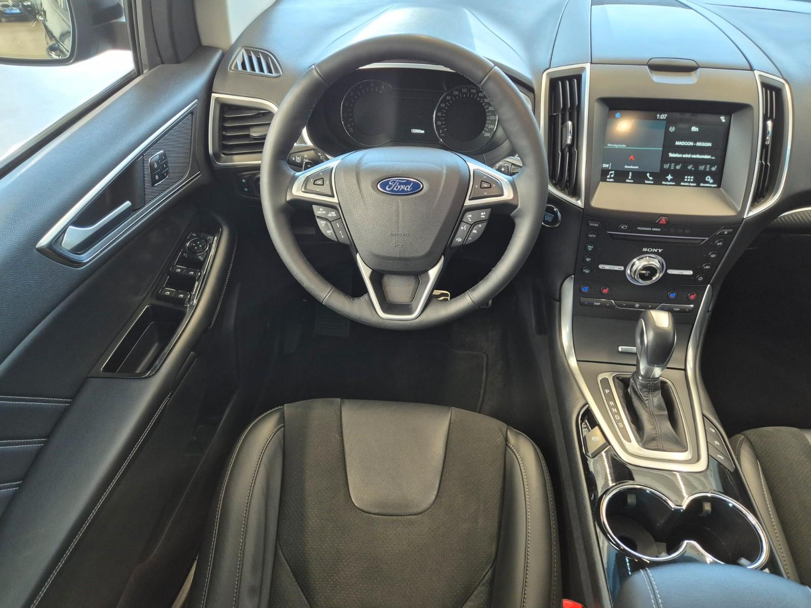 Ford EDGE SPORT 4x4 NAVI LED SITZ+STANDHZ PANO 1HAND