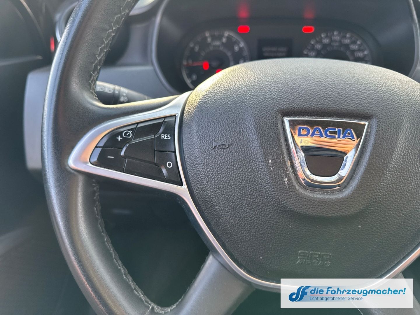 Fahrzeugabbildung Dacia Duster II Prestige 4WD Navi 360 Kamera *EXPORT
