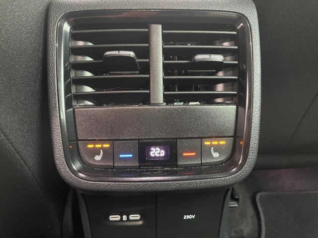 Octavia Combi Clever 2.0 TDI DSG Navi,Klima,Kame