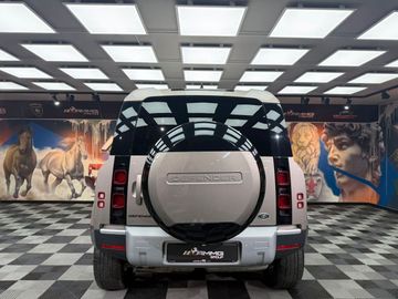 Land-Rover Defender - 6