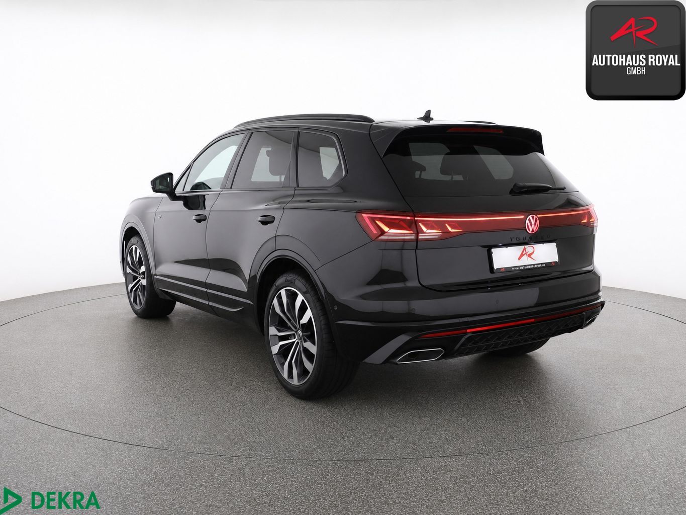Volkswagen Touareg 3.0 TSI 4M R LINE MATRIX DYNAUDIO,360° foto 3