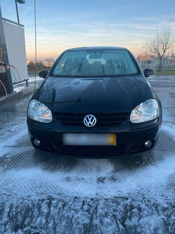 Volkswagen Golf 5  1.6  TÜV NEU