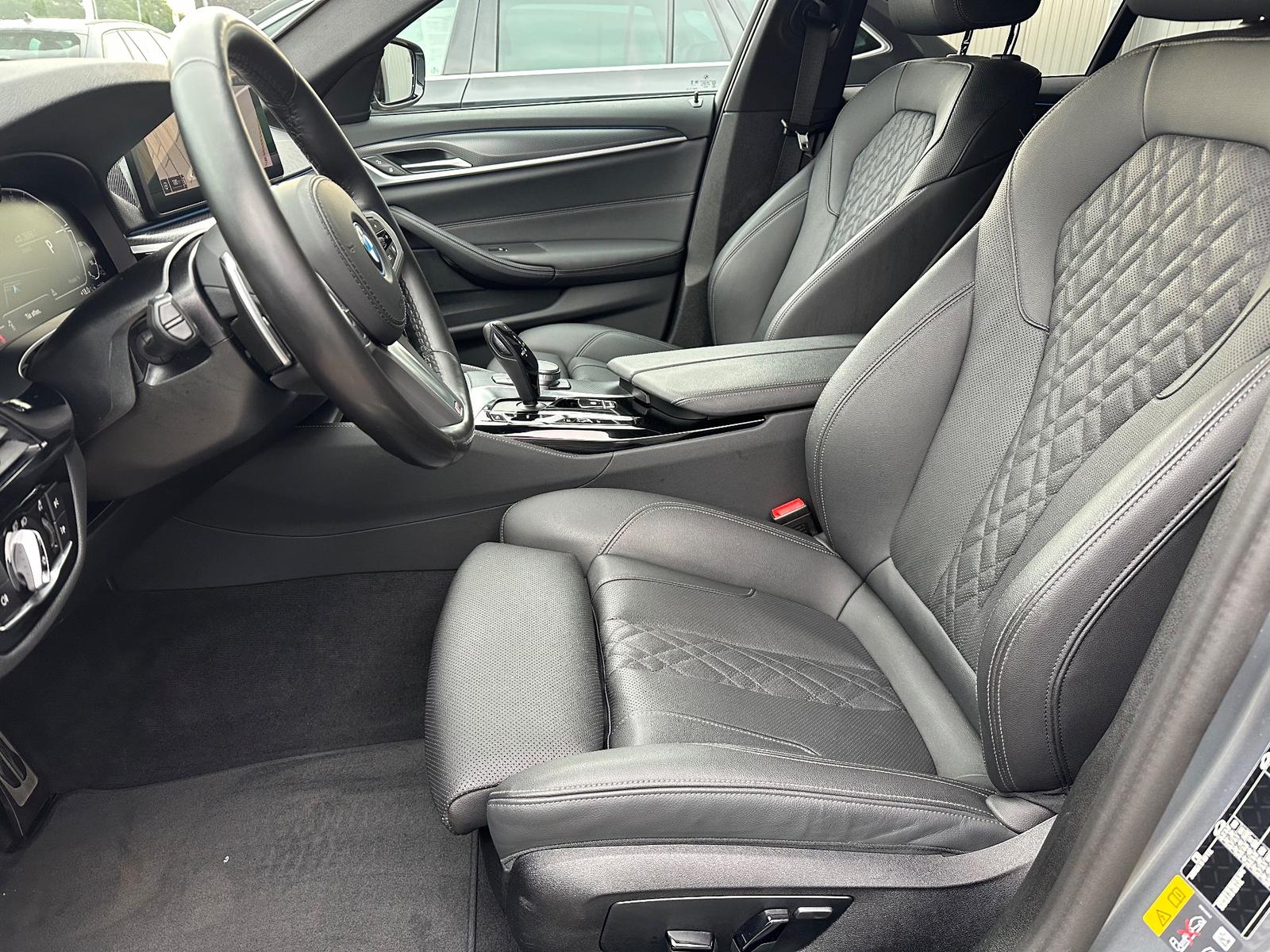 BMW 530 e Touring M-Sport NAV+LED+AHK+ACC+360°+18ZO