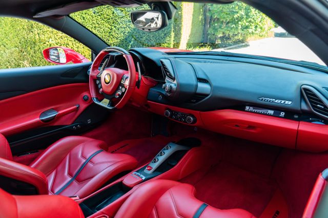 Ferrari 488 GTB/ POWER GARANTIE/ RACING SEATS/ PASSENGER