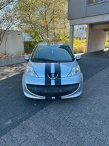 Peugeot 107 Automatik 5 Türer - gebrauchte Peugeot 107 aus dem Jahr 2007