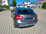 Mercedes-Benz GLA 250 4MATIC DCT Urban Urban - Mercedes-Benz GLA 250 aus 2016
