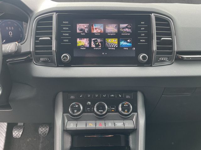 Skoda Karoq 1.5 TSI Tour*AHZV*SHZ*MATRIX*CAM*4xPDC*