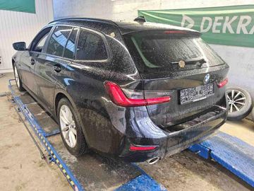 BMW 320 - 4