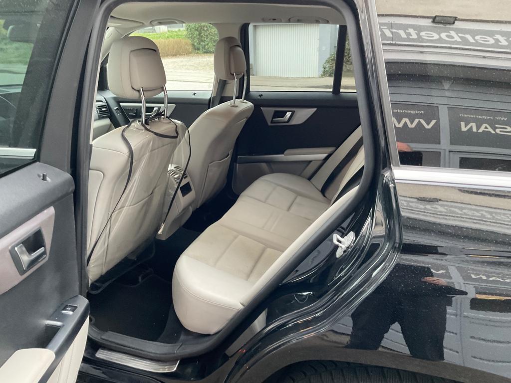 Mercedes-Benz GLK 220