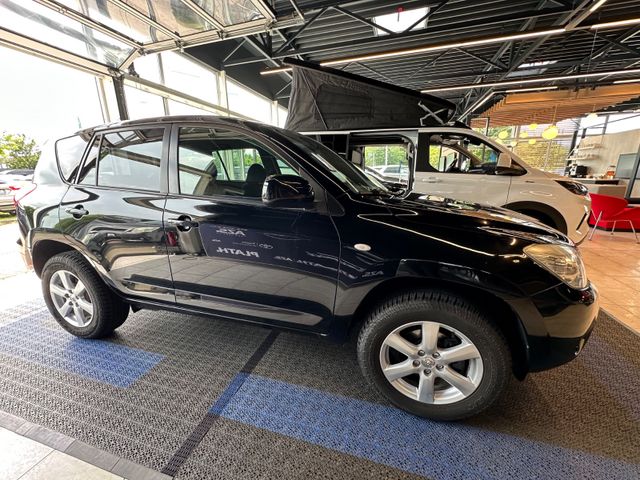 Toyota RAV 4 Team *4×4*Benzin*All Terrain*