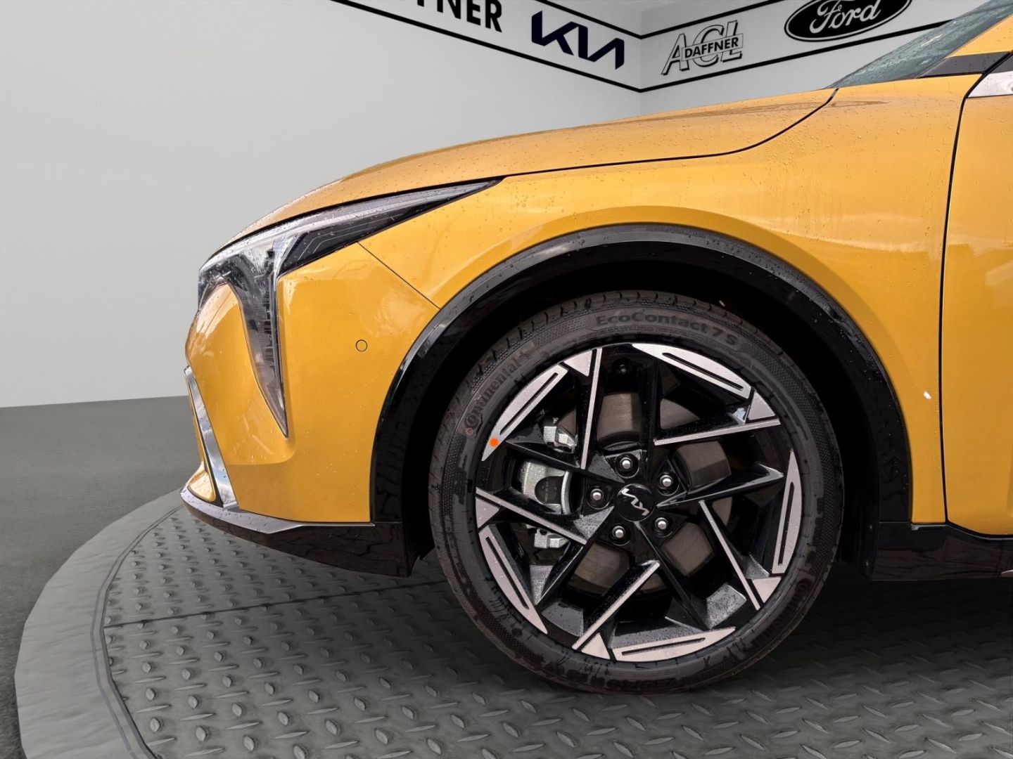 Fahrzeugabbildung Kia K4 1.6 T-GDI 132 kW GT-Line HUD HarmanKardon