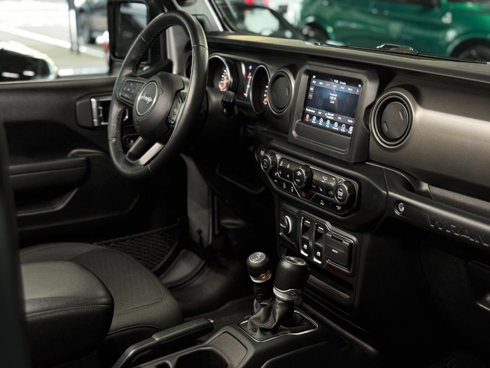 Fahrzeugabbildung Jeep Wrangler WILLYS 2.0 T-GDI 4x4 AHK GARANTIE*