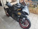 Suzuki GSXR 1000 ABS Quickshifter Reifen hinten neu - Angebote entsprechen deinen Suchkriterien