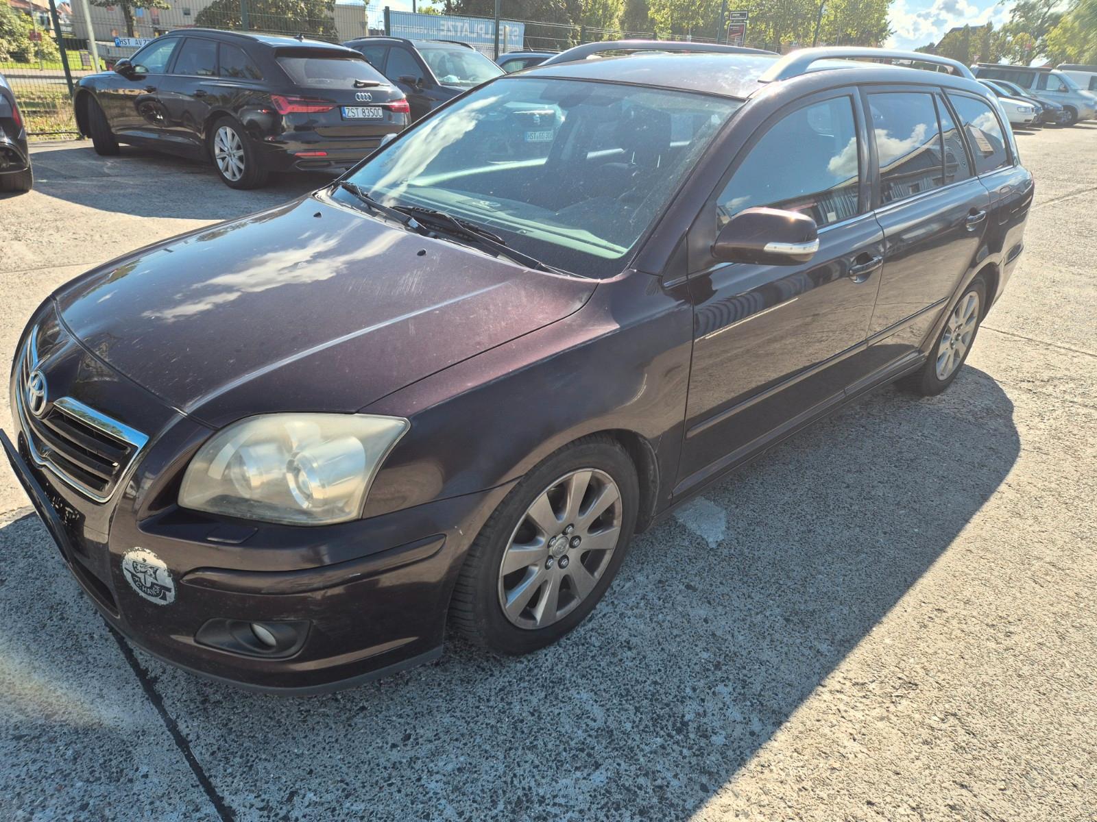 Toyota Avensis Kombi 1.8 Klimaautomatic
