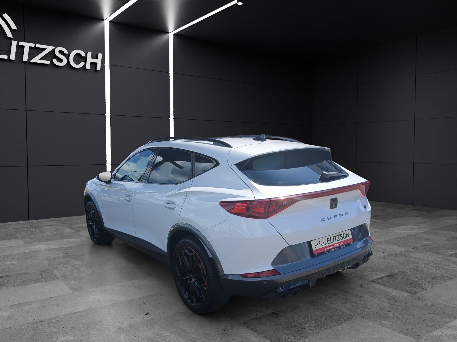 Fahrzeugabbildung CUPRA Formentor VZ DSG 4Drive LED AHK Navi Pano ACC RF