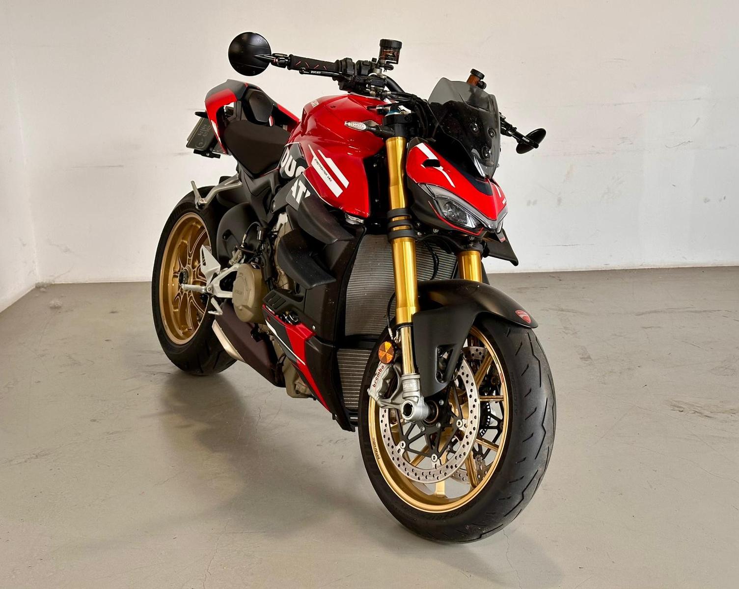 Ducati Streetfighter V4 S