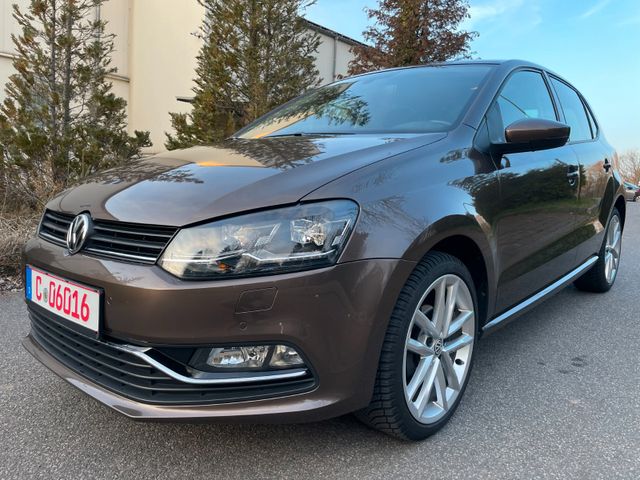 Volkswagen Polo V Highline, LED, Sportsitze, Top Gepflegt