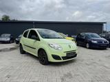 Renault Twingo Authentique Tüv 01.2027 - Renault Twingo: Grün