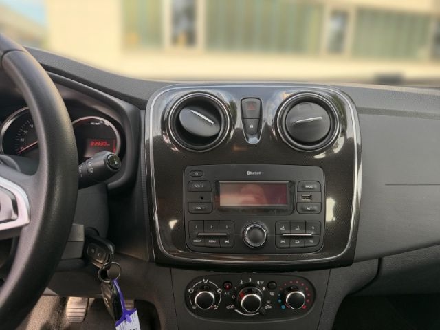 Fahrzeugabbildung Dacia Logan MCV II Kombi Comfort +RADIO+KLIMA+PDC+UVM+