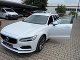 Volvo V90 D4 Momentum Pro Geartronic,ACC/LED/AHK uvm..
