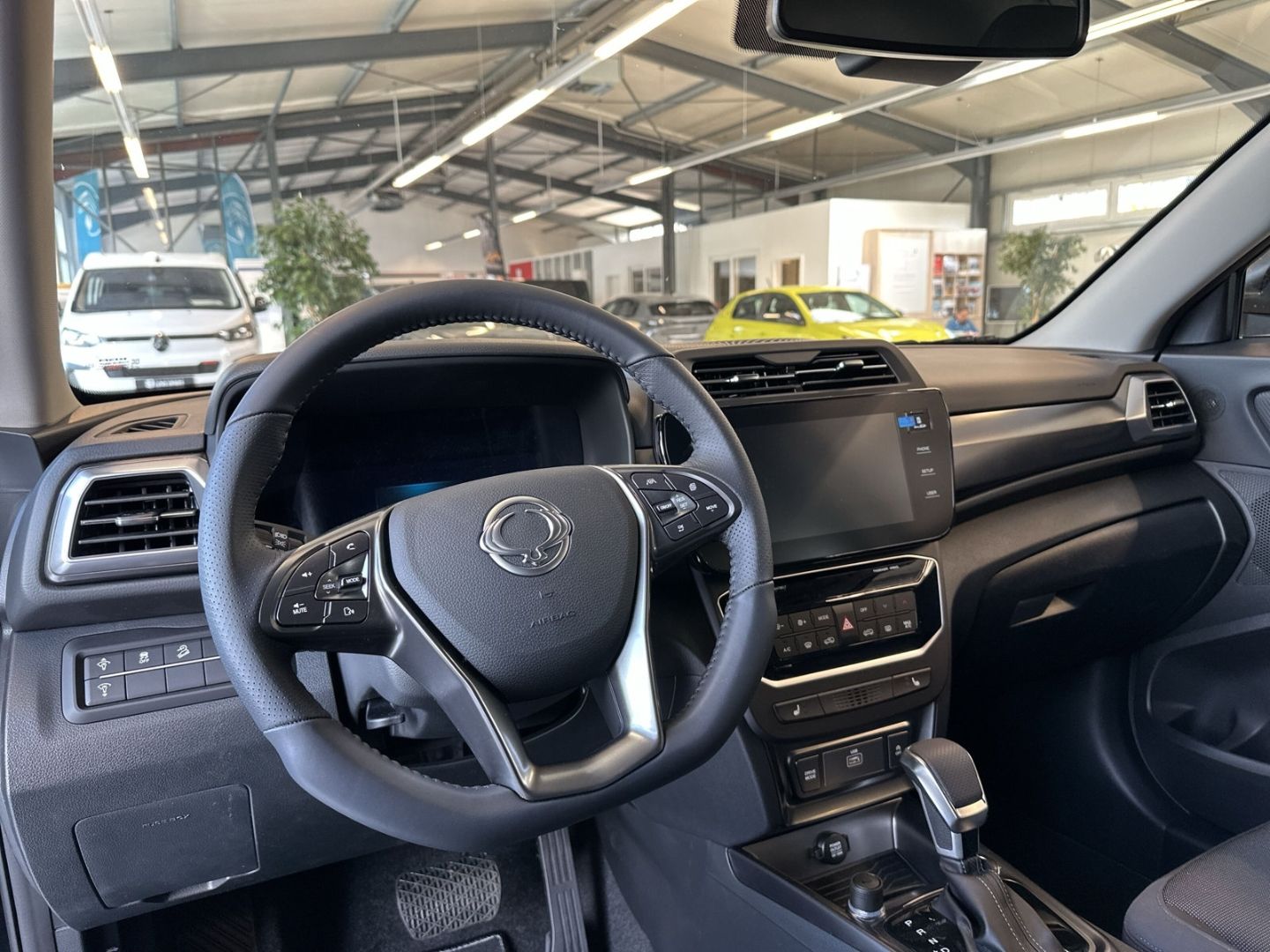 Fahrzeugabbildung Ssangyong Tivoli Nomad AT Navi LED CarPlay  SHZ.