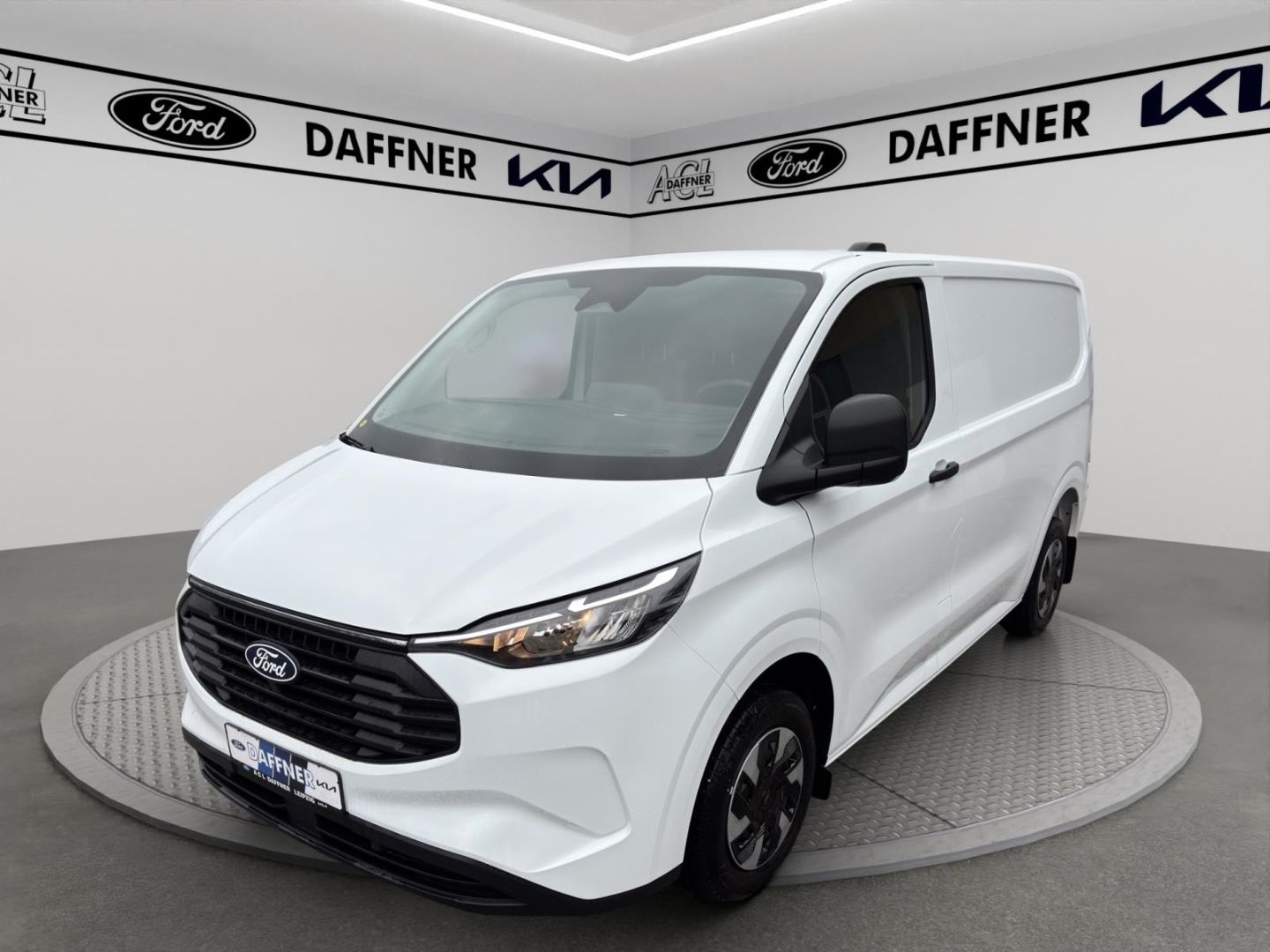 Fahrzeugabbildung Ford Transit Custom Kasten 320 L1 Trend FWD Plug-in H