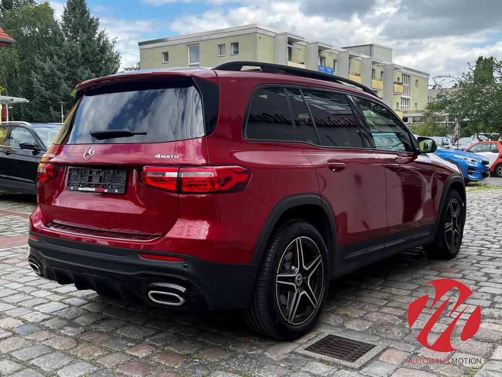 Mercedes-Benz GLB 220