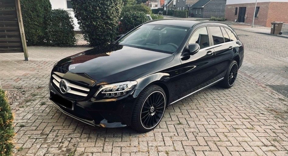 Image of Mercedes-Benz C 220